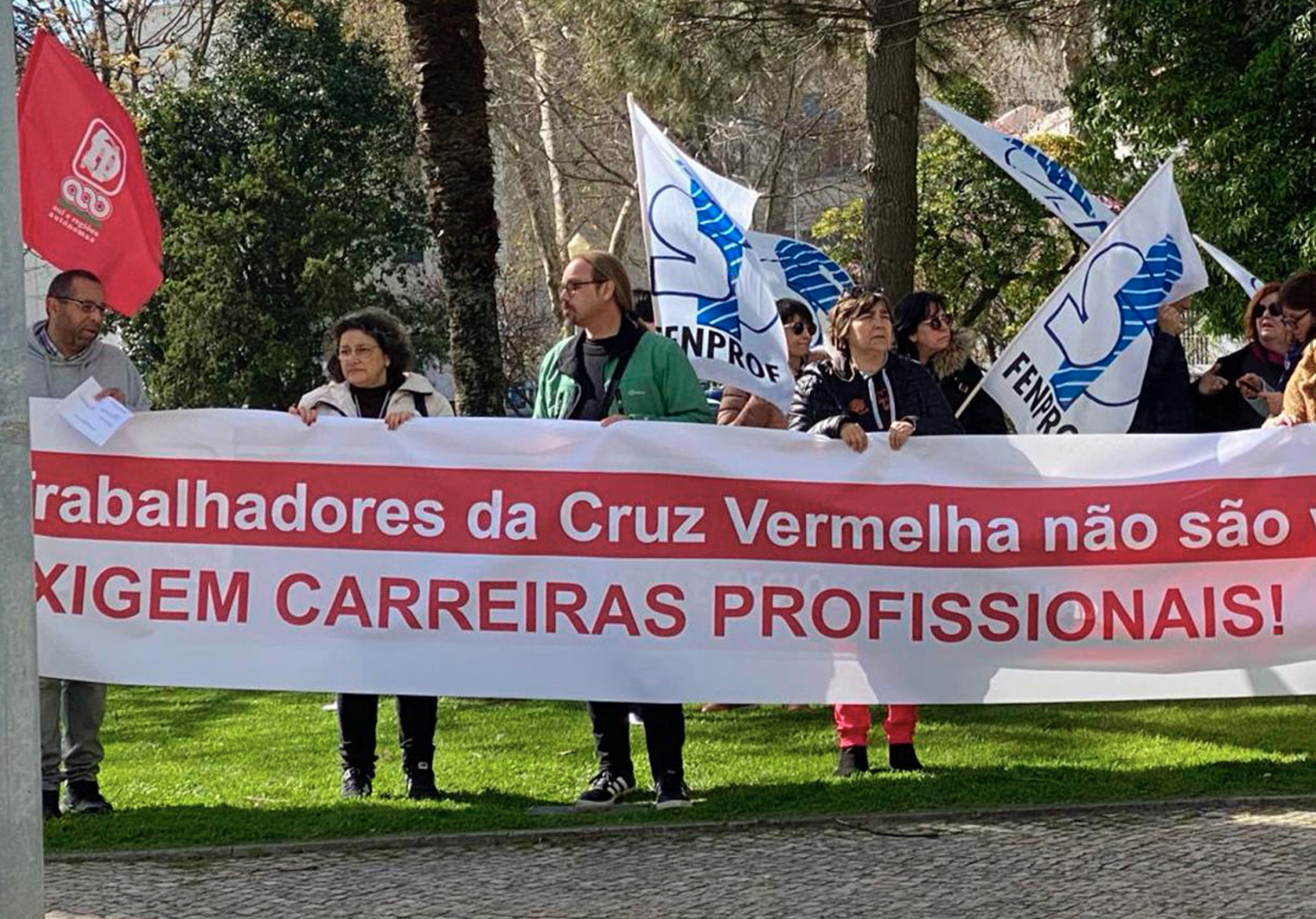 Trabalhadores da Cruz Vermelha Portuguesa em luta por melhores condições de trabalho!